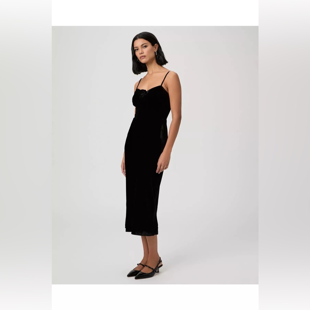 Zara Elegant Black Velvet Dress